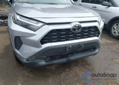 2024 Toyota Rav4 Xle z USA, uszkodzony, nr VIN 2T3P1RFV9RC416156